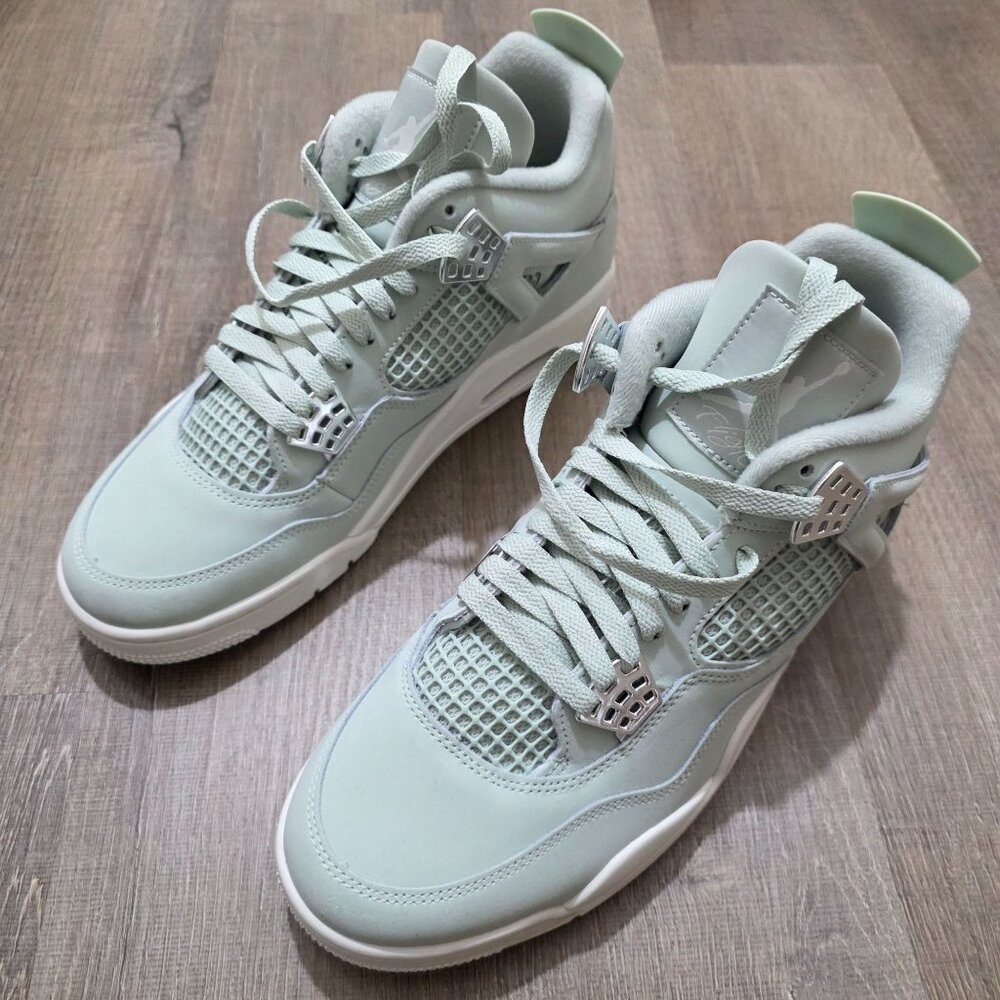 Nike Air Jordan 4 Retro Seafoam Mint Green Women’s US 12 HV0823-003 NEW No Box